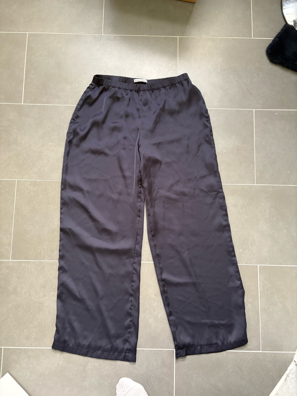 Abercrombie & Fitch Satin Pants M
